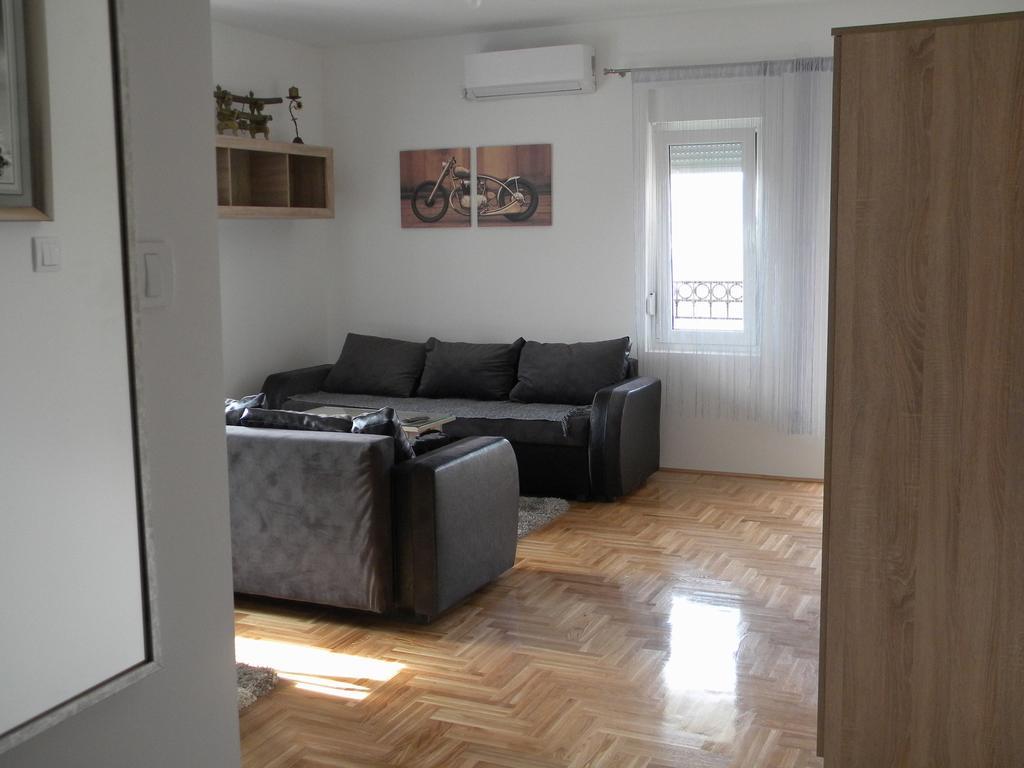 Apartment Srebrni Oblak Arandjelovac Εξωτερικό φωτογραφία
