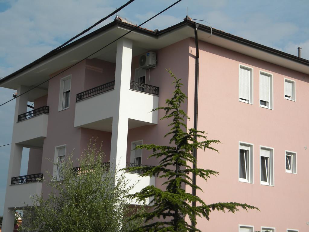 Apartment Srebrni Oblak Arandjelovac Εξωτερικό φωτογραφία